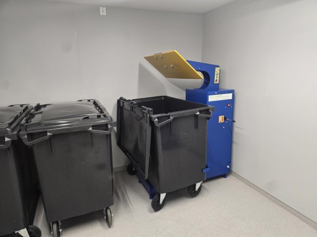 MacFab 660 LTR beholderpresse - McDonald's - ECO-NOR AS