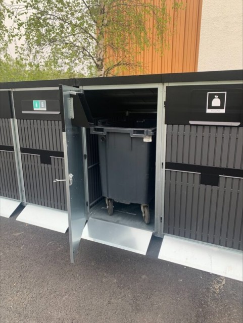 4x660L Beholderskap Kompositt
