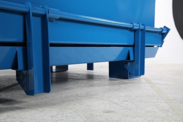1000L-800KG Bunntømende container